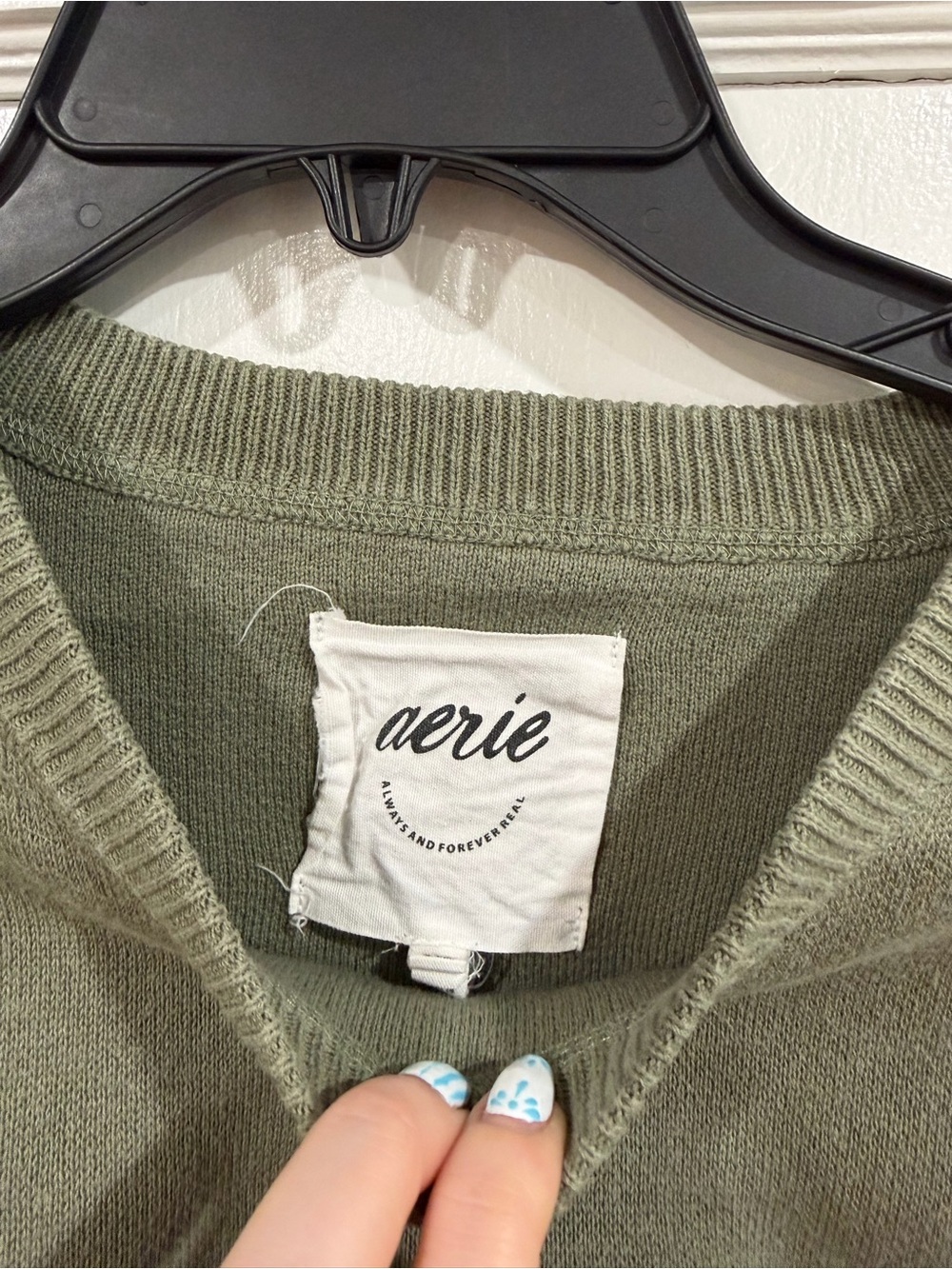 aerie Olive Cropped Crewneck Sweater - Picture 2 of 12